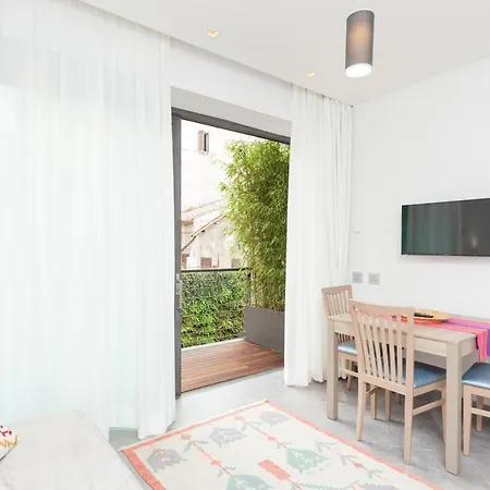 Holiday home Colosseum Modern With Balcony